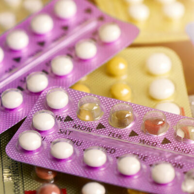 Effectiveness and side effects of emergency contraception