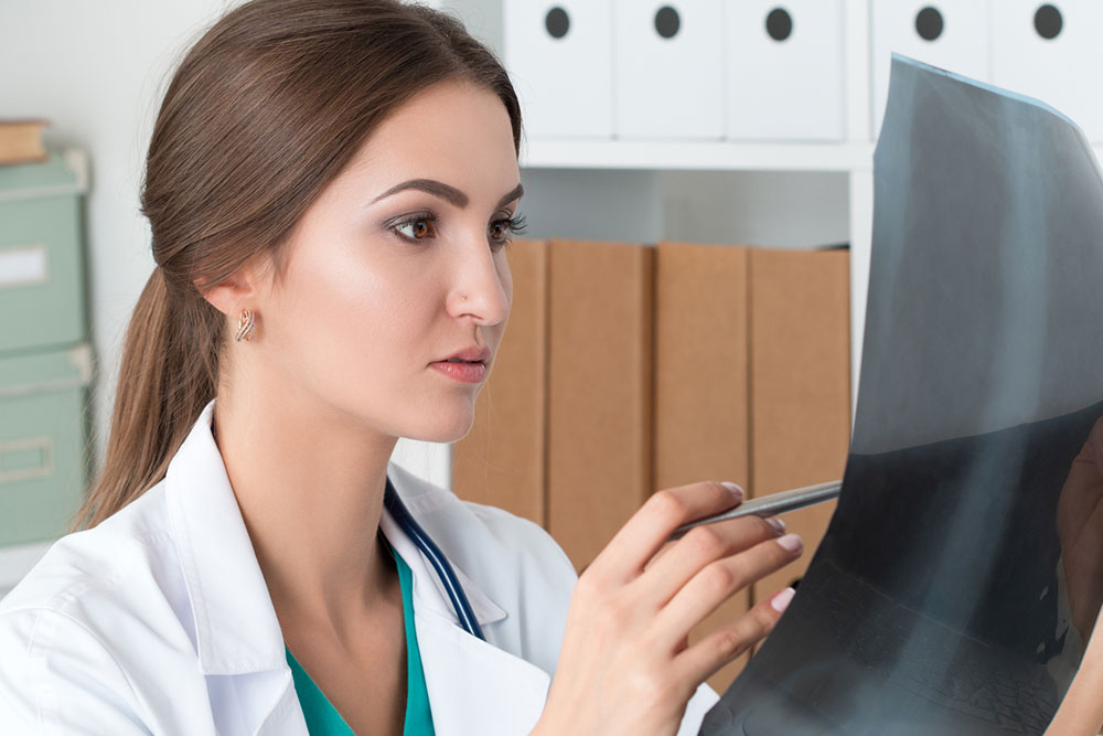 Symptoms and causes of idiopathic pulmonary fibrosis