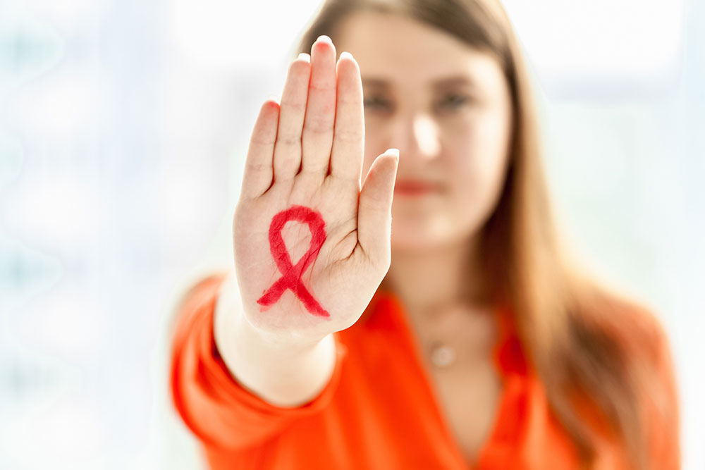 Symptoms and prevention measures associated with HIV